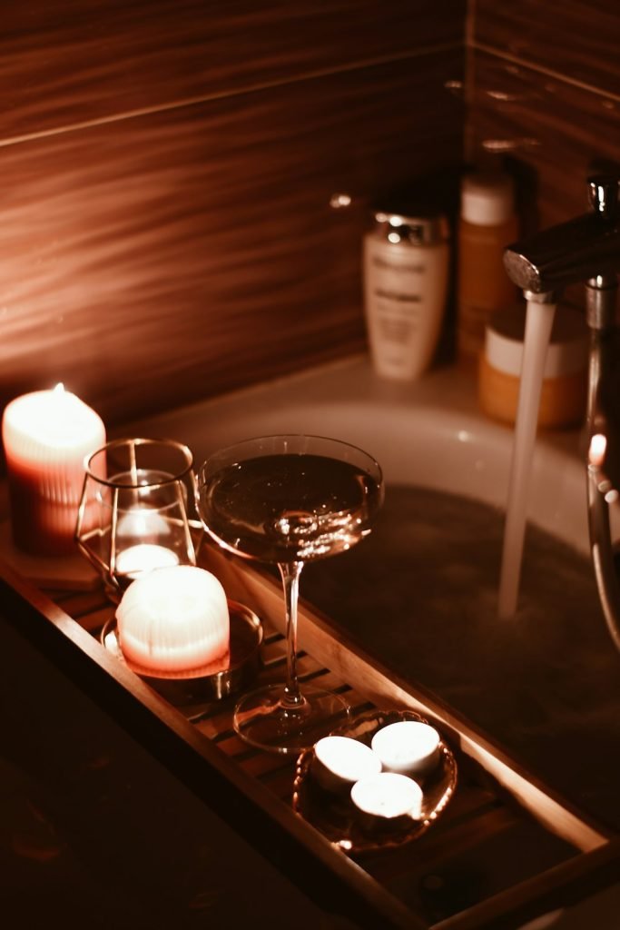 a-bath-tub-filled-with-candles-and-a-wine-glass-7ho5-lgtf8m